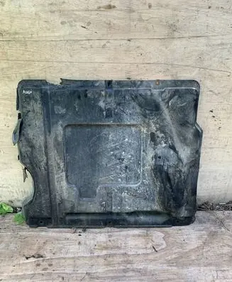 Audi A6 S6 C4 4A Engine splash shield/under tray 4A0863822T