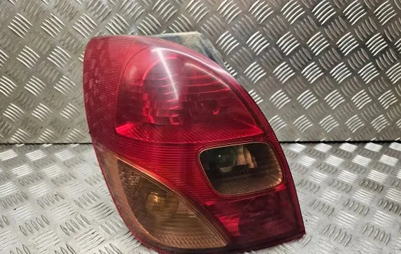 Toyota Corolla Verso E121 Rear/tail lights