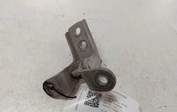Toyota Corolla Verso AR10 Front door upper hinge