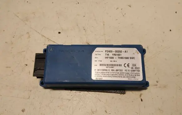 Toyota Corolla Verso AR10 Bluetooth control unit module PZ40900292A1