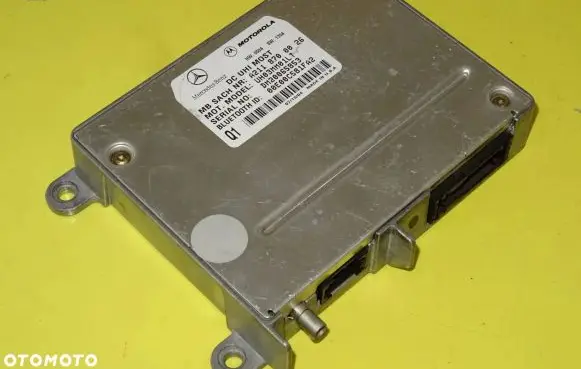 Mercedes-Benz C W203 Bluetooth control unit module A2118700026