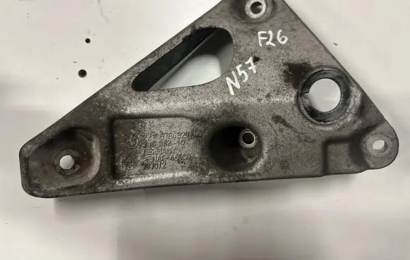 BMW X4 F26 Engine mounting bracket 6784829 21038310 ENAT46000