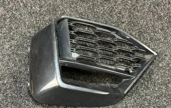 BMW 2 F44 Front bumper lower grill 8075487