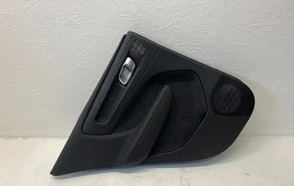 Volvo XC40 Coupe rear side trim panel 31407697