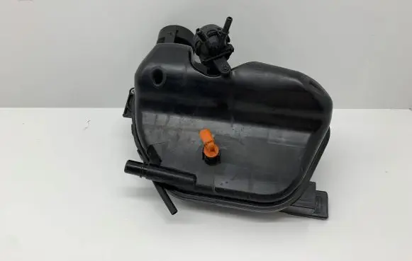 Porsche Taycan 9J1 Coolant expansion tank/reservoir 991106057