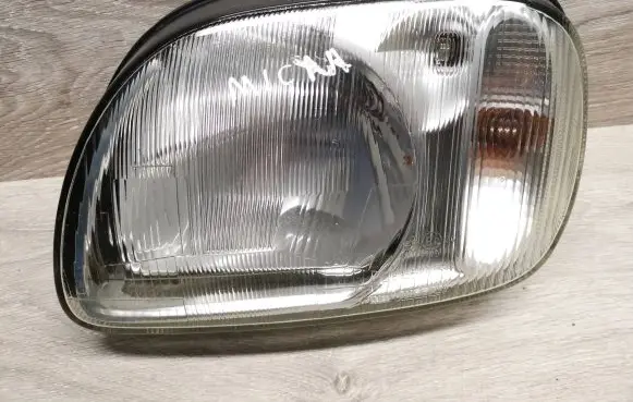 Nissan Micra Headlight/headlamp GLLD