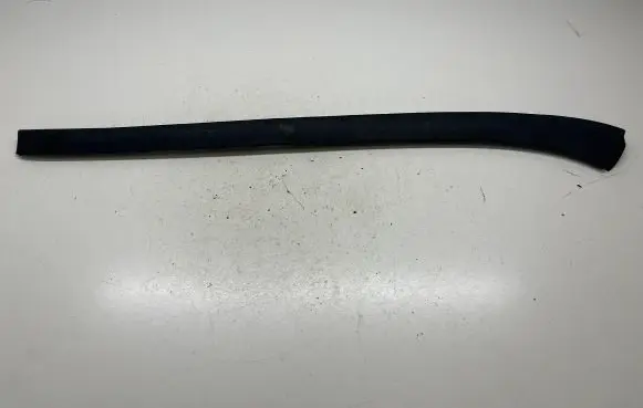 Windshield trim