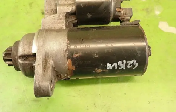 Seat Ibiza III (6L) Starter motor 02T911023E