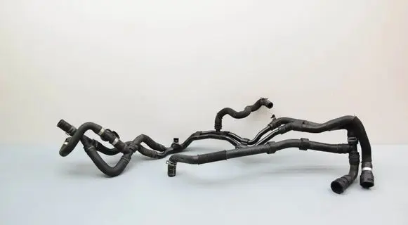 Audi A3 8Y Engine coolant pipe/hose 5WA121036A 5WA121065
