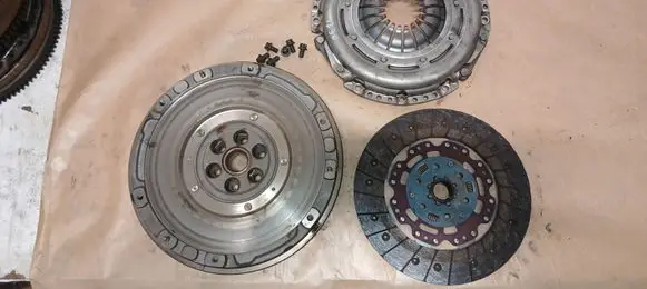 Ford Focus Clutch set kit F4883 JX617563CF JX616477CB