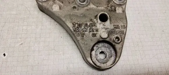 Volkswagen Polo IV 9N3 Engine mounting bracket 6Q0199185R