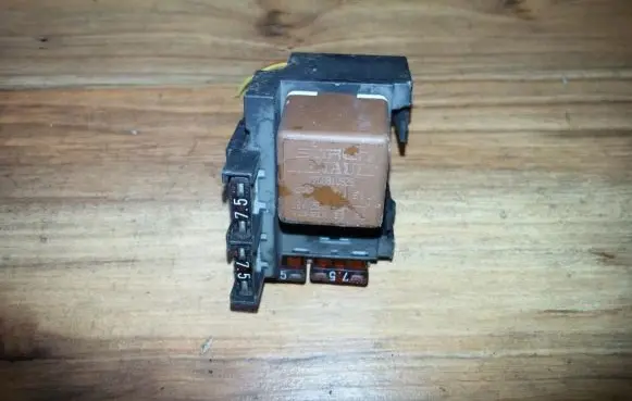 Renault Laguna I Fuse box set 7703297195