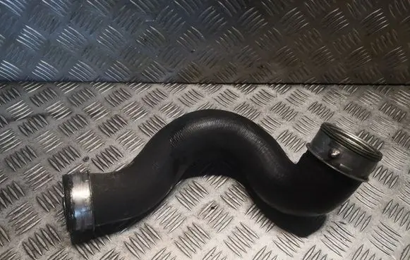 Intercooler hose/pipe