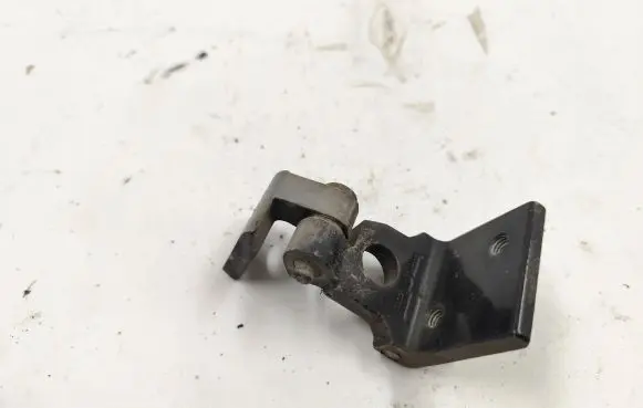 Rear door upper hinge
