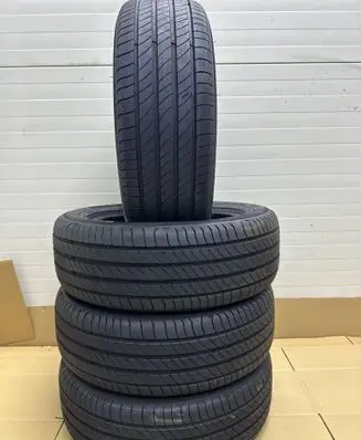 Volvo S60 R17 summer tire 