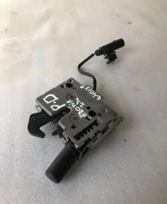 Seat Arona Engine bonnet/hood lock/catch 6f0823509a