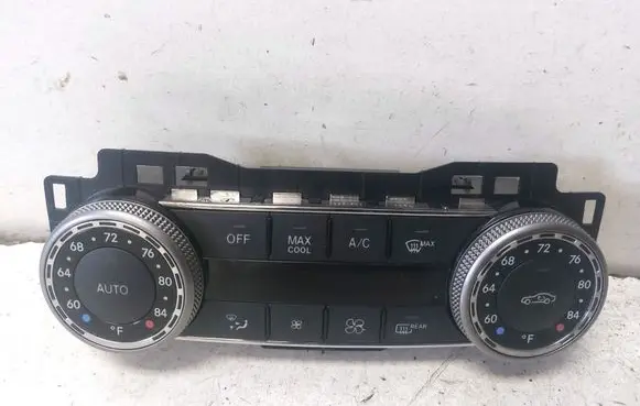 Mercedes-Benz C W204 Air conditioner control unit module A2048304390