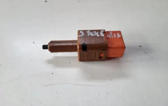 Nissan Qashqai Brake pedal sensor switch