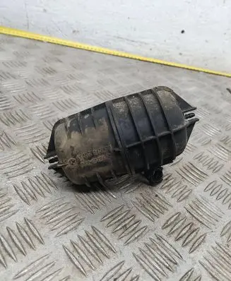 BMW 5 E39 Vacuum air tank 11652247620