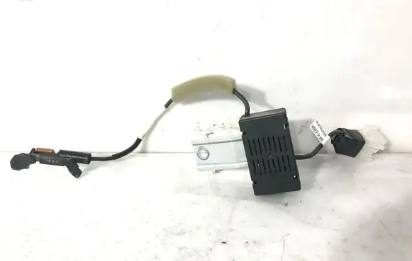 Subaru Outback (BS) Aerial antenna amplifier 86341AL61A