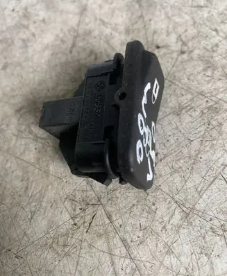 Volvo V50 Central locking switch button 0665832