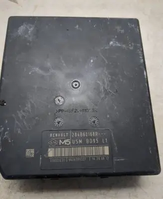 Renault Megane II Fuse module 284B60168R 519331E01 9636309337