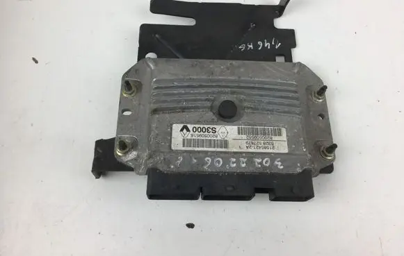 Renault Scenic II - Grand scenic II Engine control unit/module ECU 215854212A