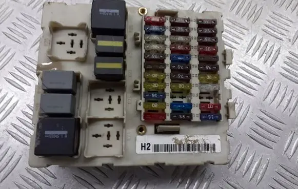Ford Focus Fuse box cover 2M5T-14A073-BD