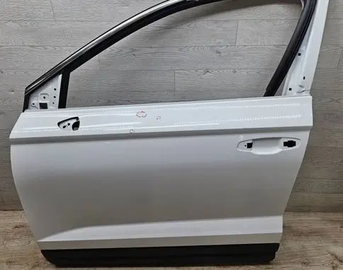Seat Ateca Front door 575831311