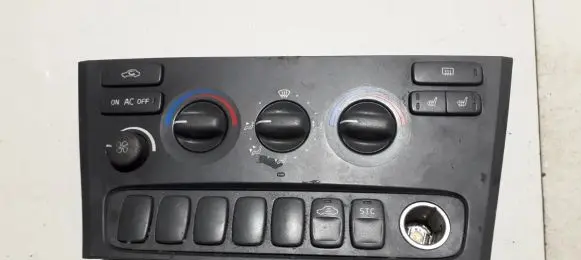 Volvo S60 Climate control unit 7923