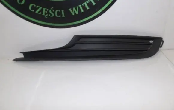 Volkswagen Golf VII Front bumper lower grill 5G0853665