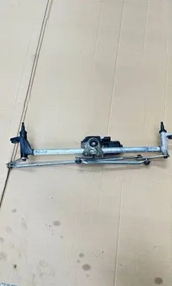 Volkswagen Tiguan Front wiper linkage 571955113