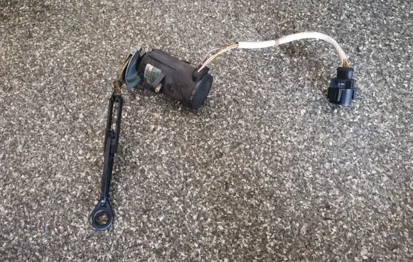 Volkswagen PASSAT B5 Accelerator pedal position sensor 0281002286