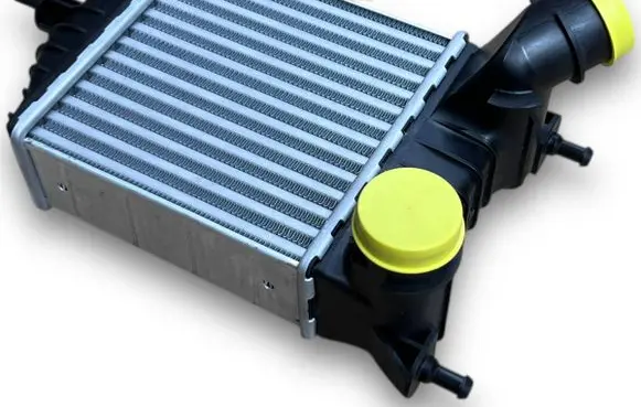 Fiat Punto (199) Intercooler radiator W208 46764253