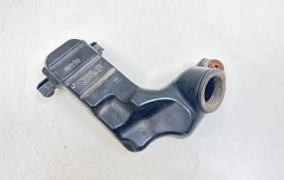 Honda CR-V Air intake hose/pipe RES32