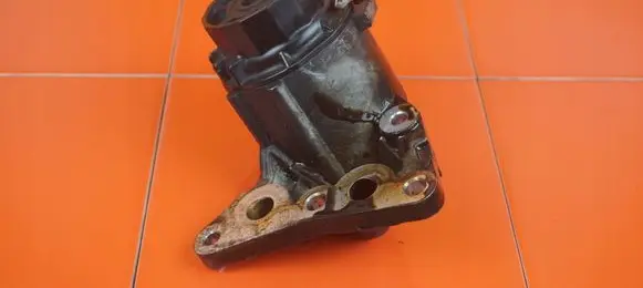 Toyota Auris E180 Oil filter mounting bracket 2ZRFXE