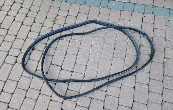 Toyota Aygo X Rubber seal rear door 5O5P5L5E5X1492