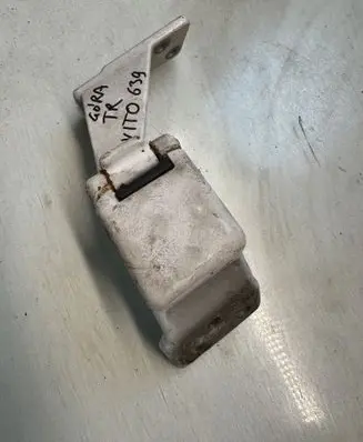 Mercedes-Benz Vito Viano W639 Rear door upper hinge 3123