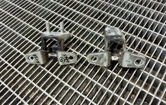 Mitsubishi ASX Rear door hinge set 