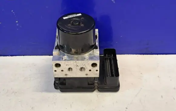 Volvo S60 ABS Pump 31400544 31400101