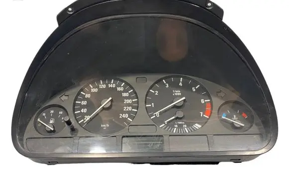 BMW 5 E39 Speedometer (instrument cluster) 6903794 62116903794