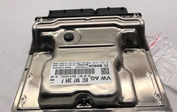 Skoda Kamiq Engine control unit/module ECU 05C907309F