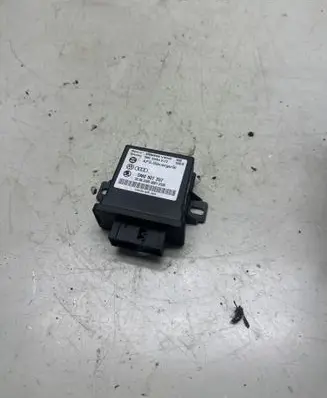 Volkswagen PASSAT B6 Light module LCM 5WK49172 5M0907357