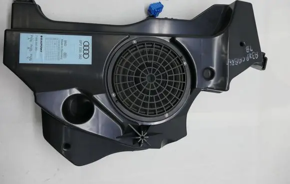 Audi A3 S3 8P Subwoofer speaker 8P7035382