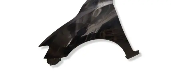 Nissan Pulsar Fender