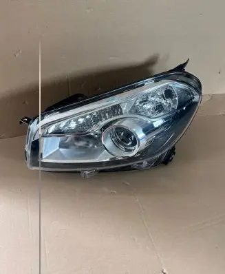 Nissan Qashqai Headlight/headlamp