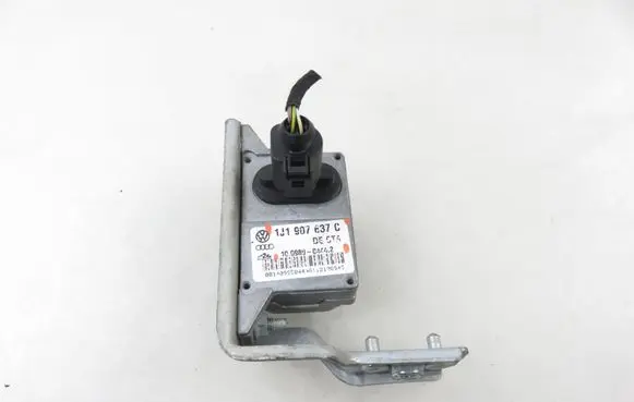 Skoda Octavia Mk1 (1U) ESP acceleration yaw rate sensor 10098004442 1J1907637C