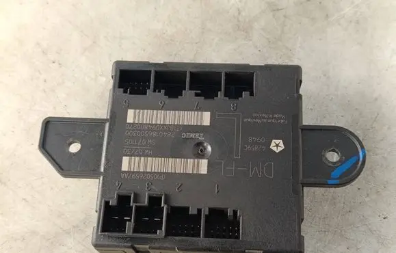 Dodge Journey Door control unit/module 05026597AA 2840186500300
