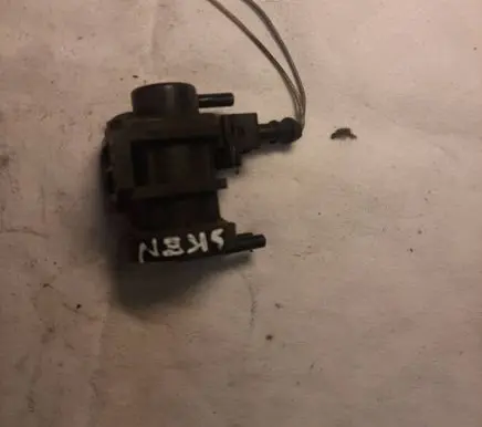 Renault Scenic I Turbo solenoid valve 7700874659