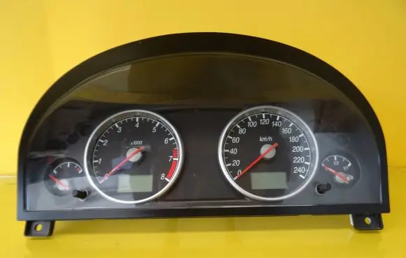 Ford Mondeo Mk III Speedometer (instrument cluster) 1S7F10849AH